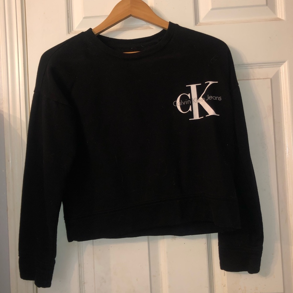 Calvin Klein cropped long sleeve shirt